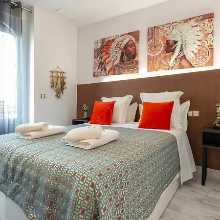 Apartamento Amazing In With Kitchen